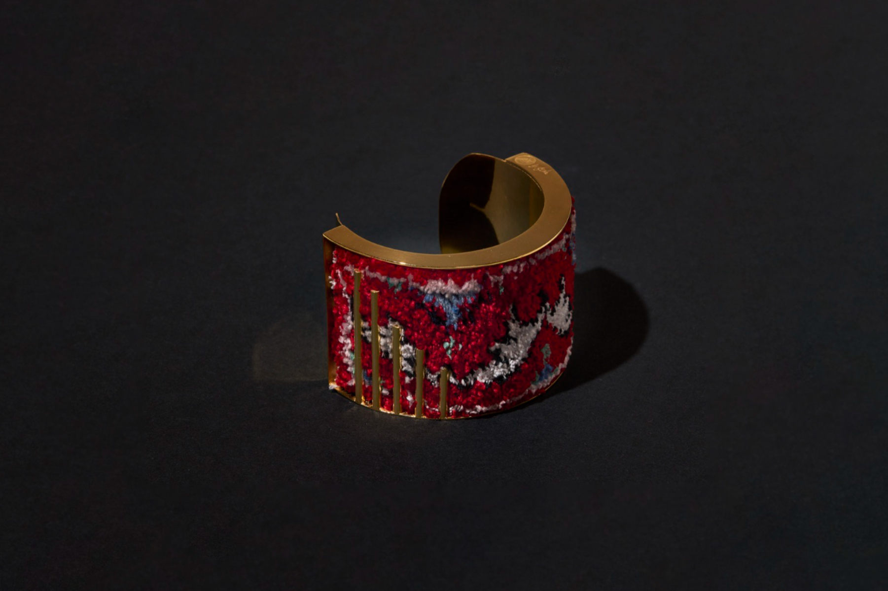 silk road - a golden bangle Adorned with persian carpet