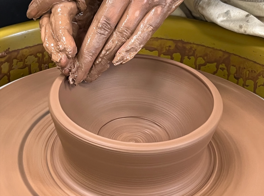 production of pieces on the pottery wheel