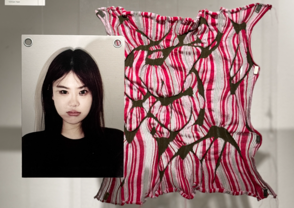 Taste before Emotion