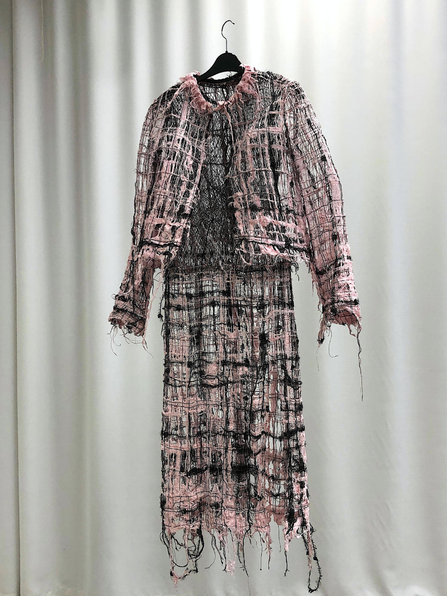 Ensemble of iconic fragments, portfolio item 25