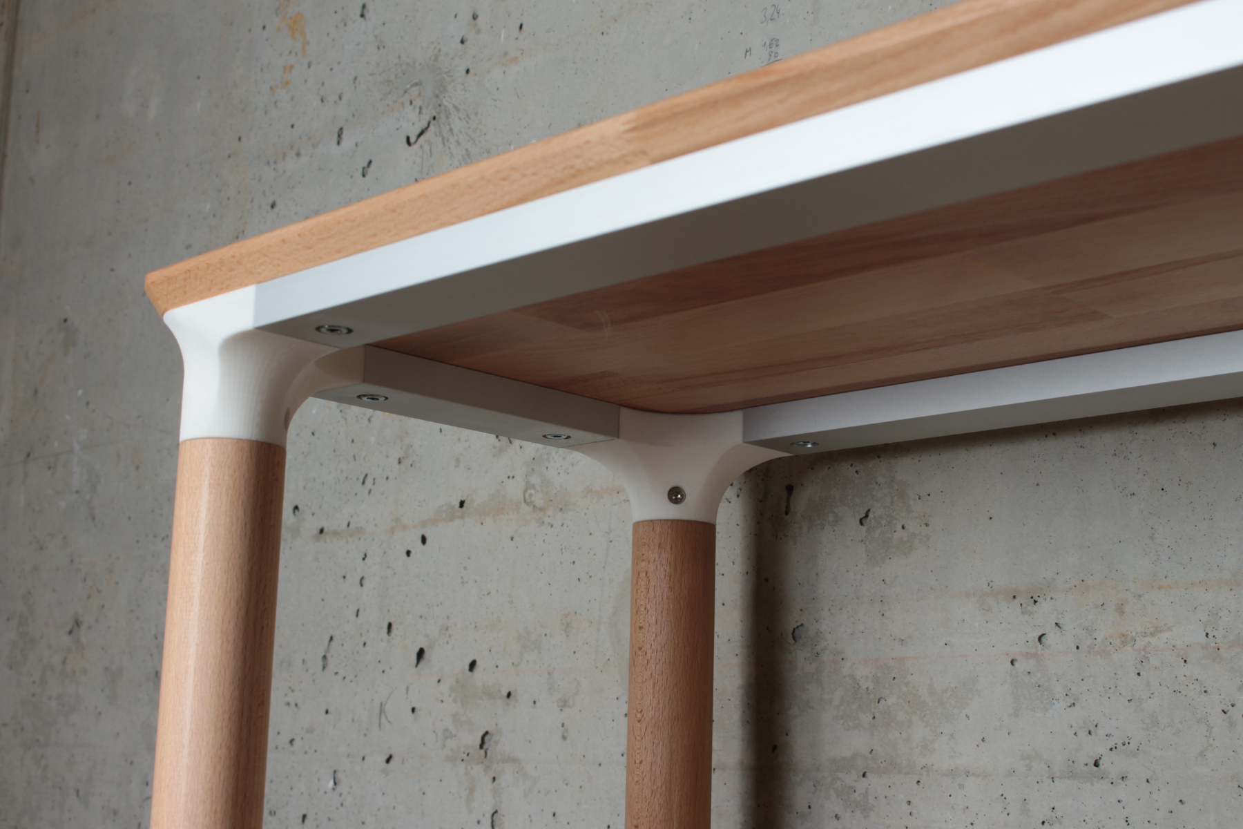 MOD - A modular interface for low- volume furniture systems, portfolio item 4