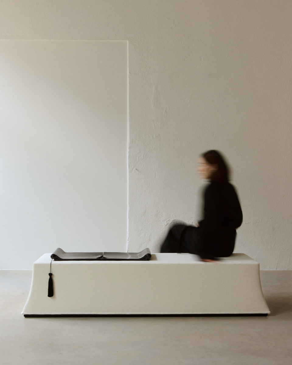 Ouroboros ottoman, portfolio item 9