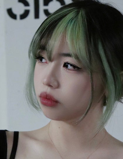 angela-wang1 ArtsThread Profile