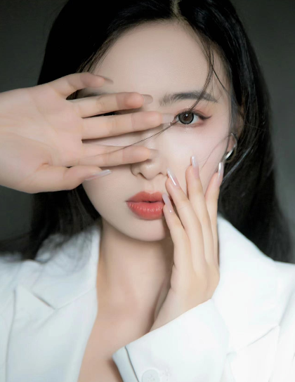 Wenqi Sun ArtsThread Profile