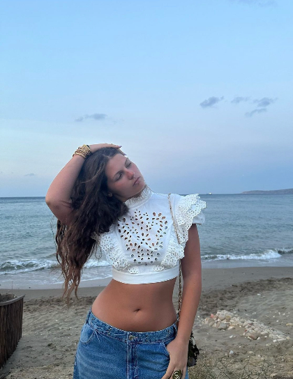 mariam-shengelia ArtsThread Profile