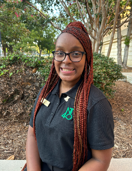 dominique-hawkins ArtsThread Profile