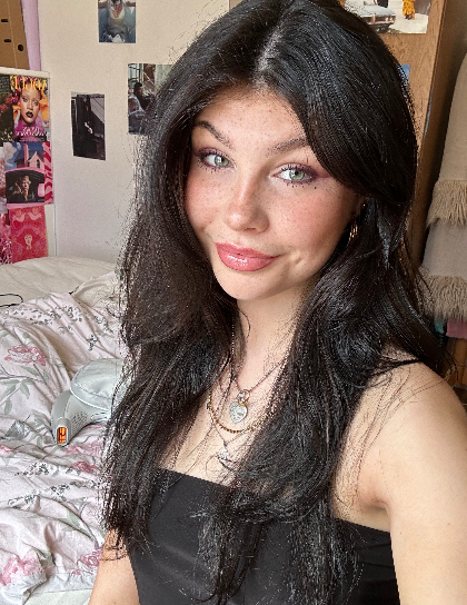 charlotte-stevens1 ArtsThread Profile