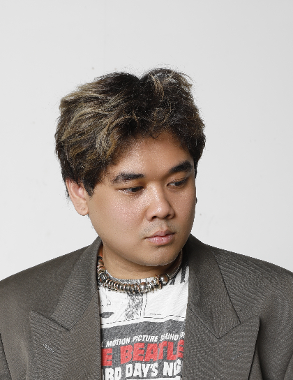 peerasin-hutaphaet ArtsThread Profile