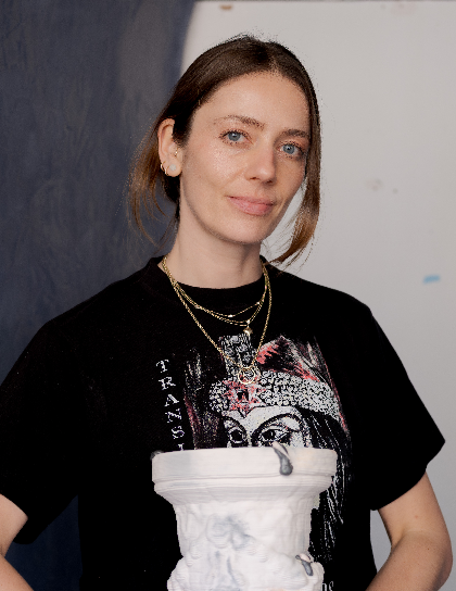 ana-popescu ArtsThread Profile