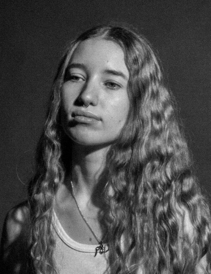 noam-dee ArtsThread Profile