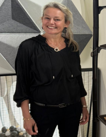 anna-eerdmans ArtsThread Profile