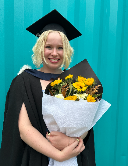 elise-mcintosh ArtsThread Profile