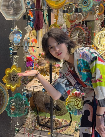 leqi-wang ArtsThread Profile