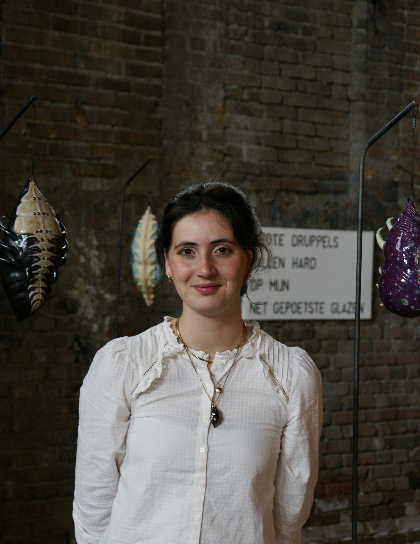 nine-grooters ArtsThread Profile