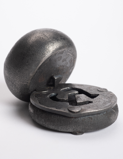 ewen-daunt ArtsThread Profile