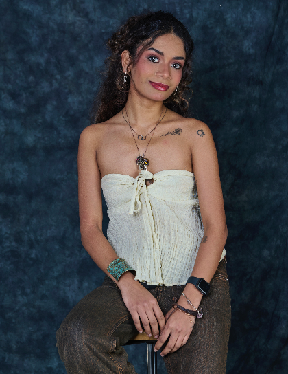 aadhya-deshmukh ArtsThread Profile