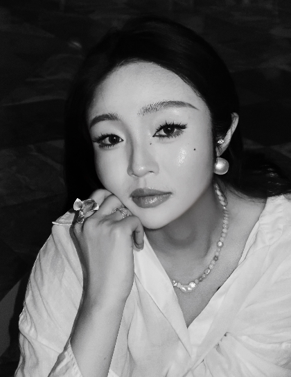 tongying-liang ArtsThread Profile