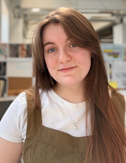 roisin-foster ArtsThread Profile