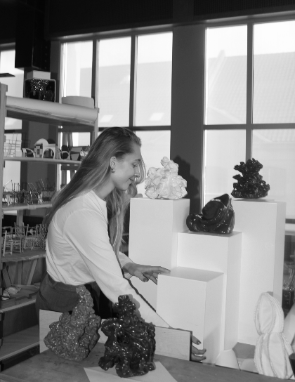 emilie-sand ArtsThread Profile