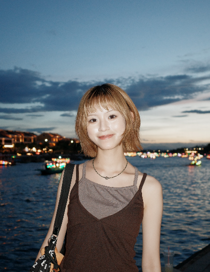 natalie-lo ArtsThread Profile