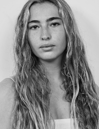 olivia-hausmann ArtsThread Profile