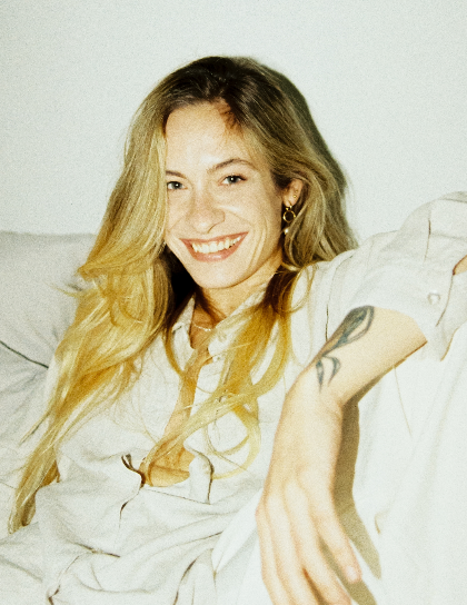 laura-schneider ArtsThread Profile