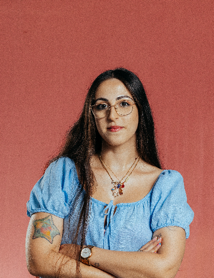 stefani-manuvahov ArtsThread Profile